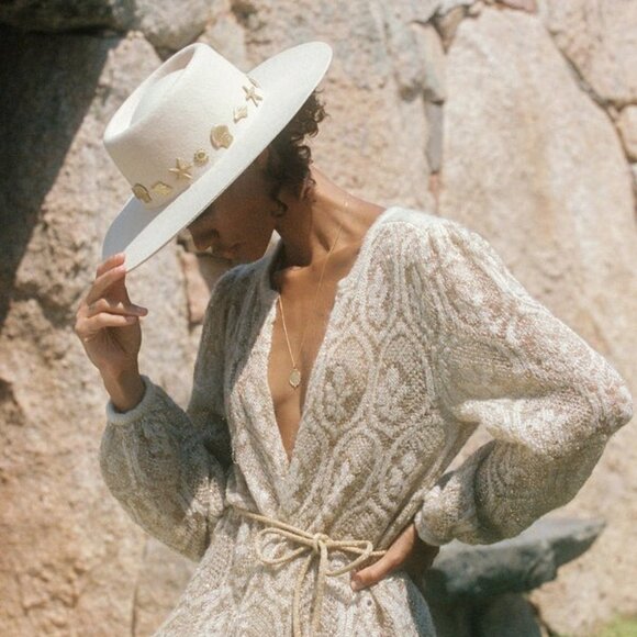Lack of Color NWT Womens‎ L Ivory Wide Brim Hat Seaside Boater Gold Ocean Charms main image 5